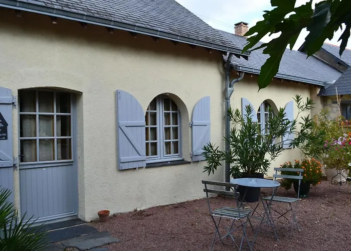 別荘 Romantic Loire Hideaway Les Bois-d'Anjou