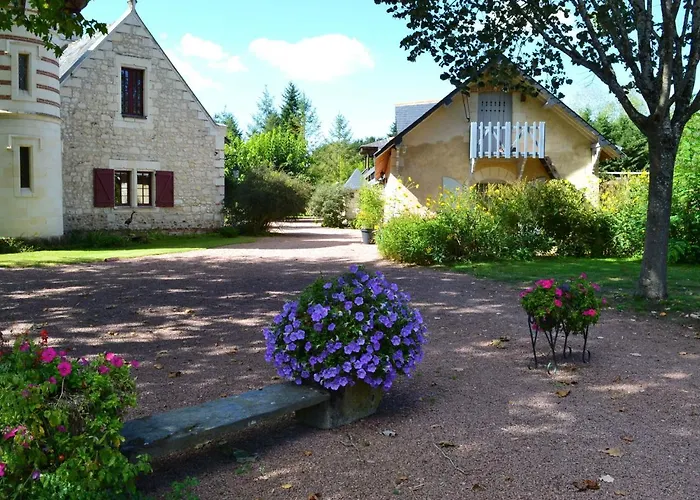 別荘 Romantic Loire Hideaway *